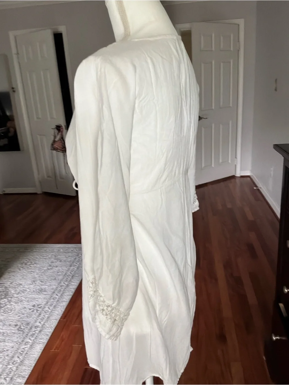 White Lace-Trim Beach Pool Swim Coverup - Picture 5 of 10